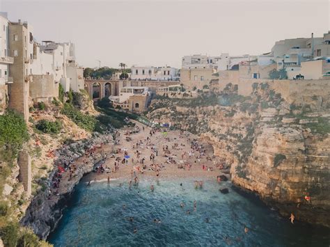 Volare! 24 Hours In Polignano A Mare: The Guide To Puglias。